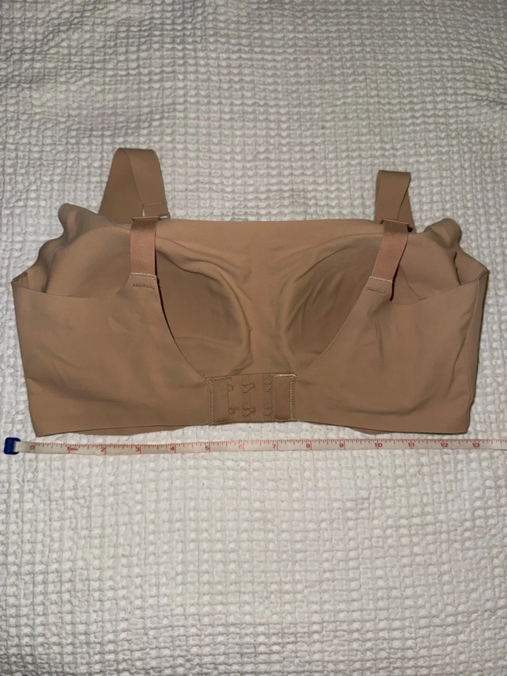 SKIMS Naked Scoop Bralette Clay Small-DD light support bra nude - Picture 5 of 9